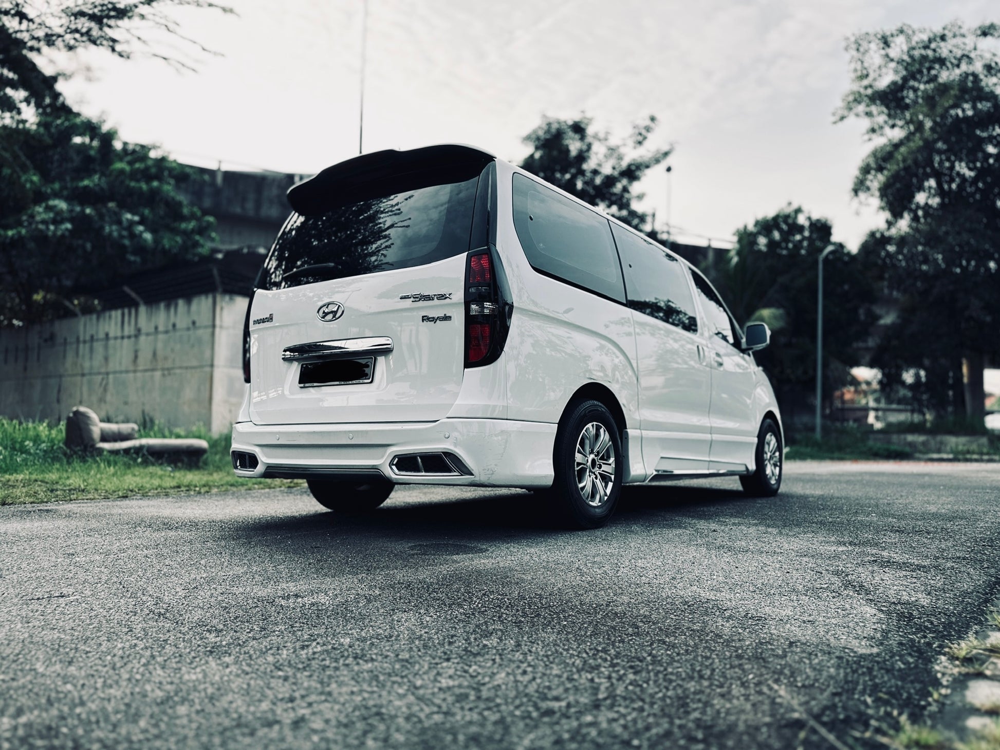 Hyundai Grand Starex