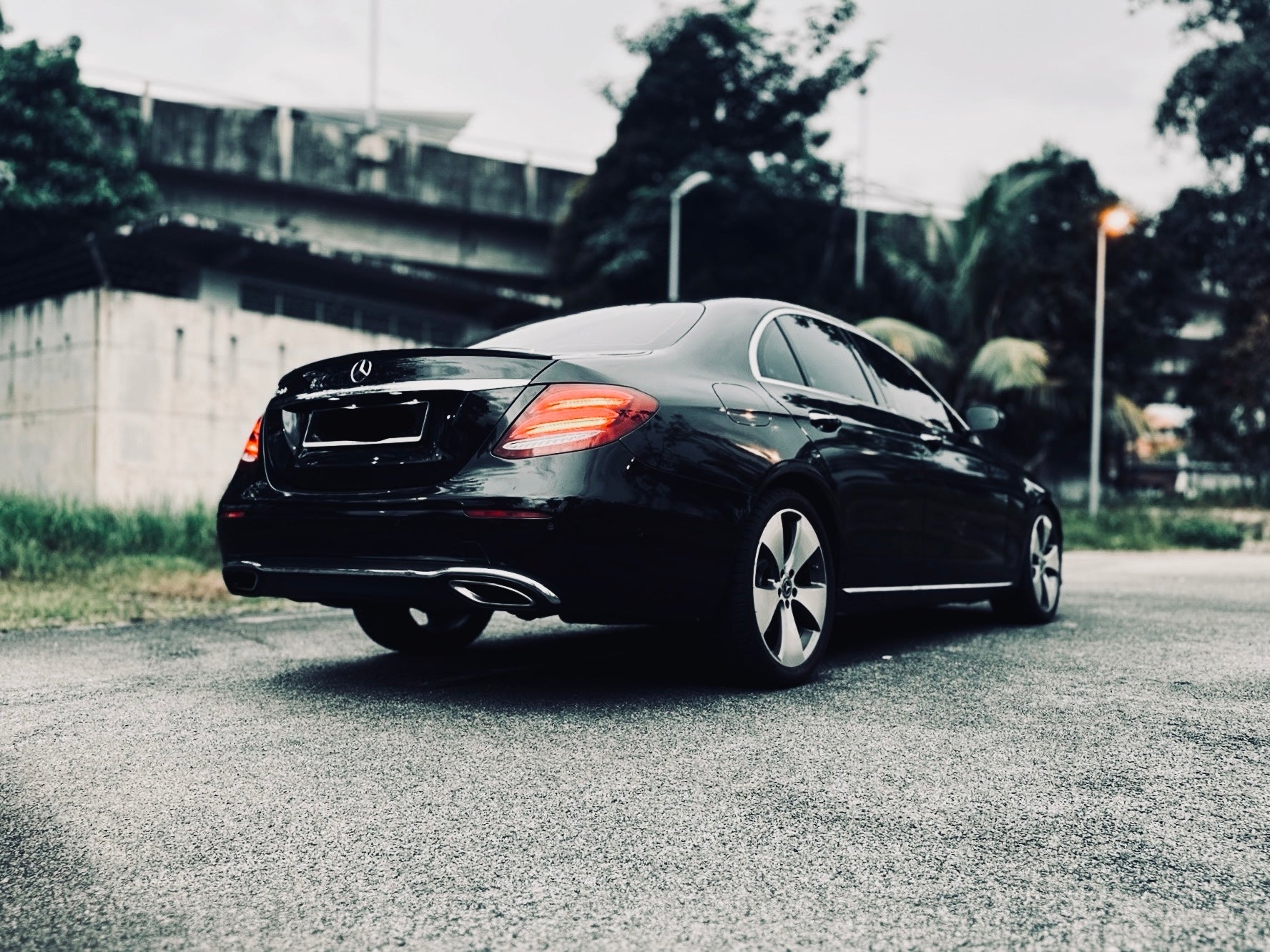 Mercedes-Benz E250