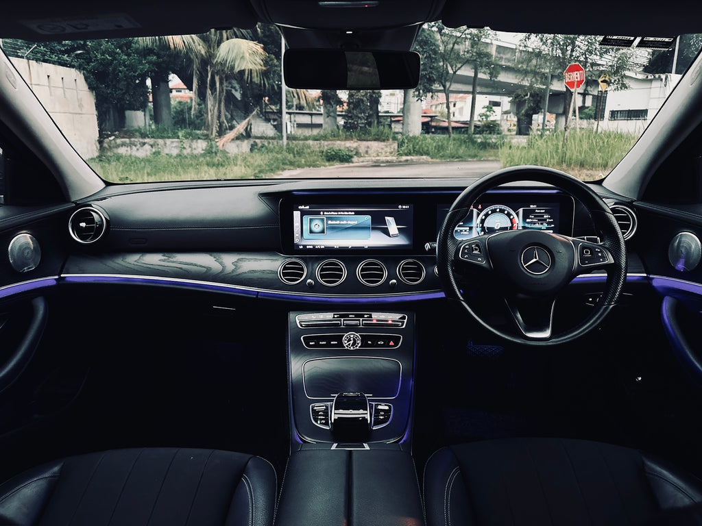 Mercedes-Benz E250
