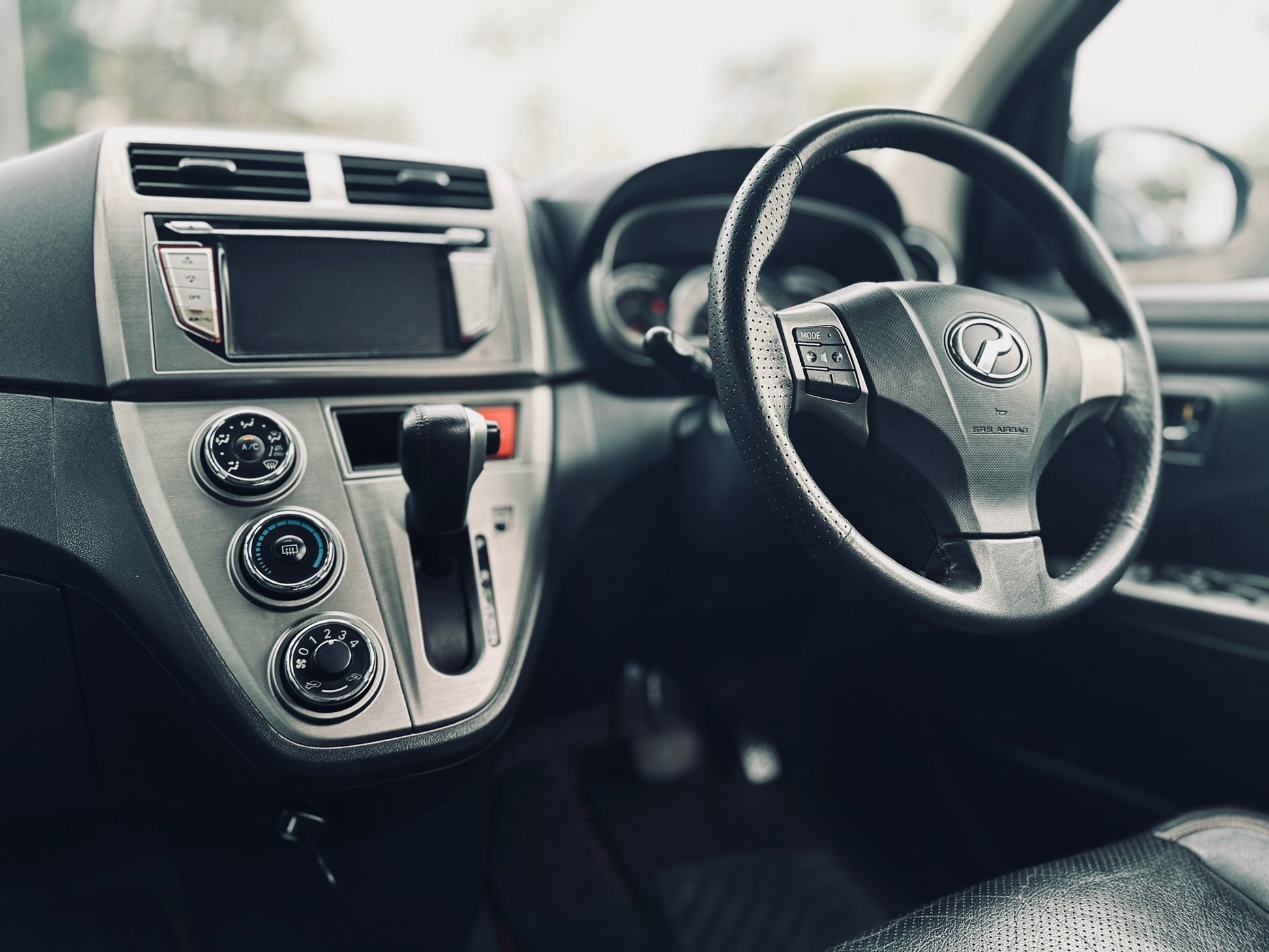 Perodua Myvi SE