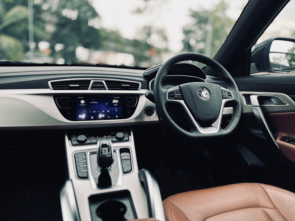 Proton X70